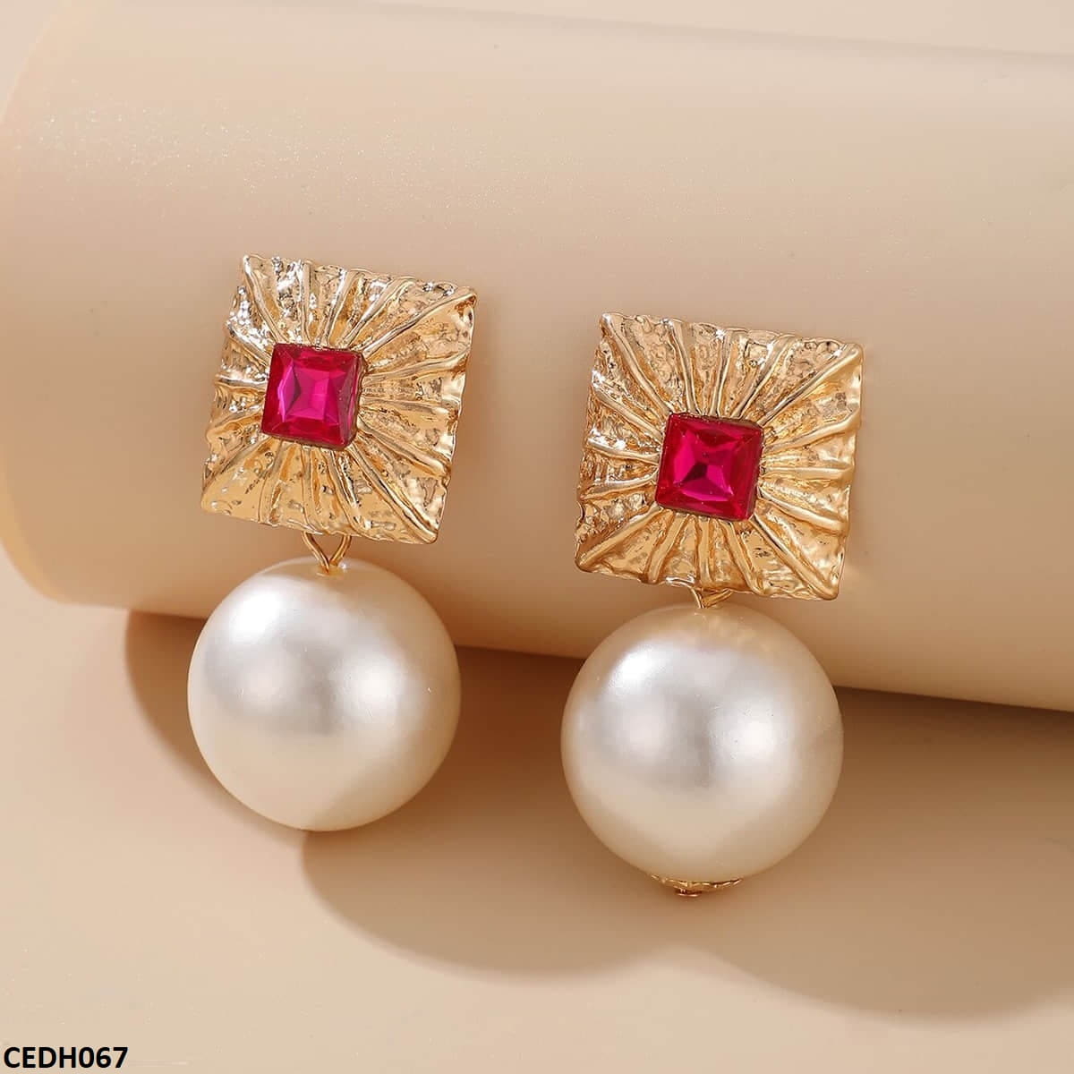 CEDH067 YYE Cushion Pearl Drop Earrings - CEDH