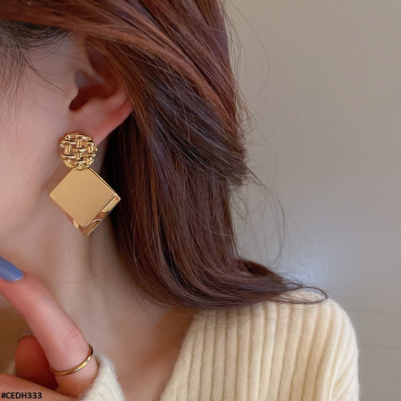 CEDH333 ZCD Square Ear Drop Earrings Pair - CEDH