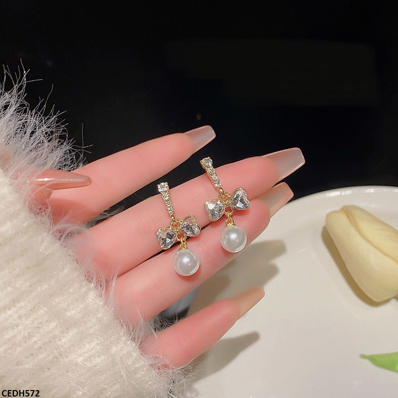 CEDH572 HJF Bow/Pearl Drop Earrings - CEDH