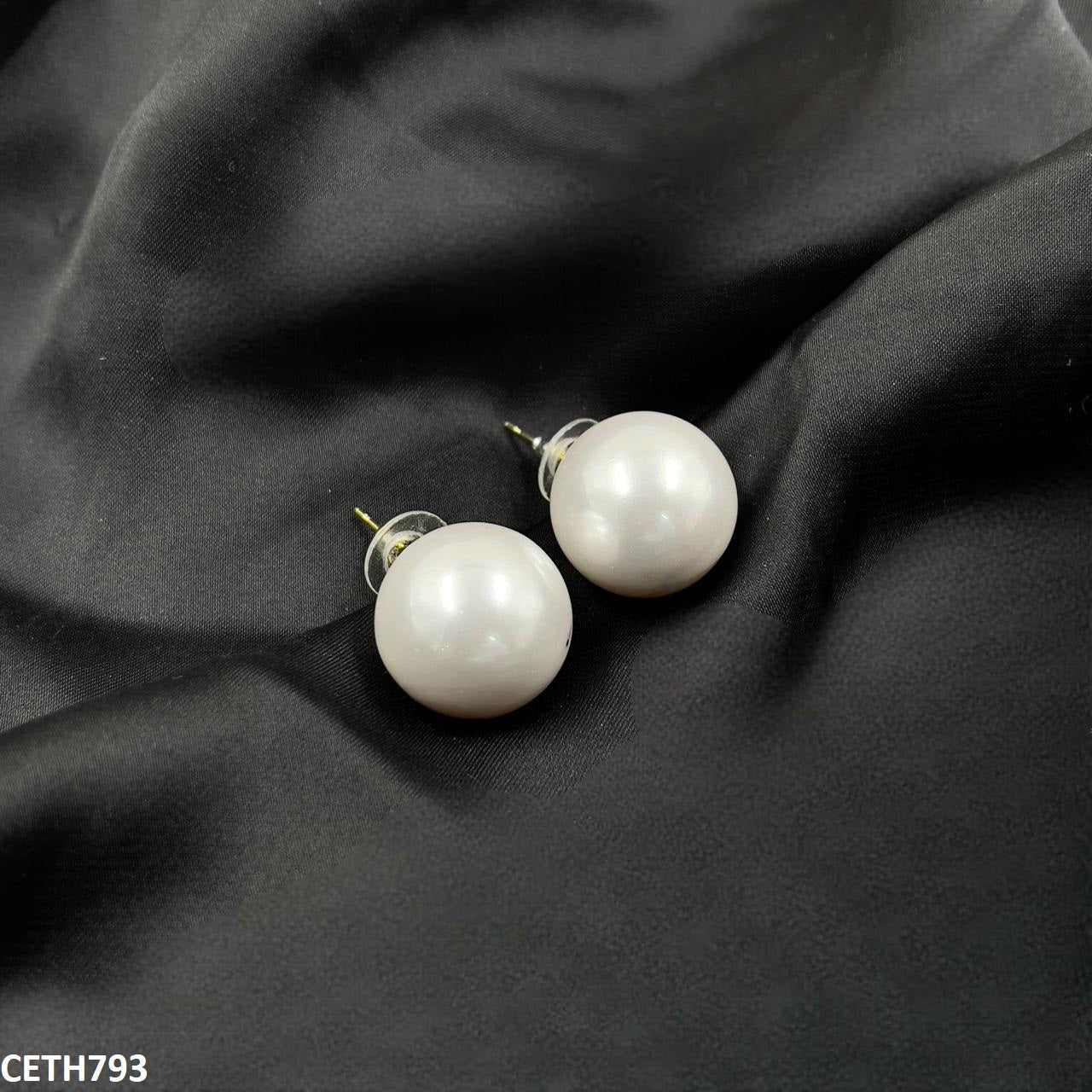 CETH793 RHJ Round Pearl Tops Pair - CETH