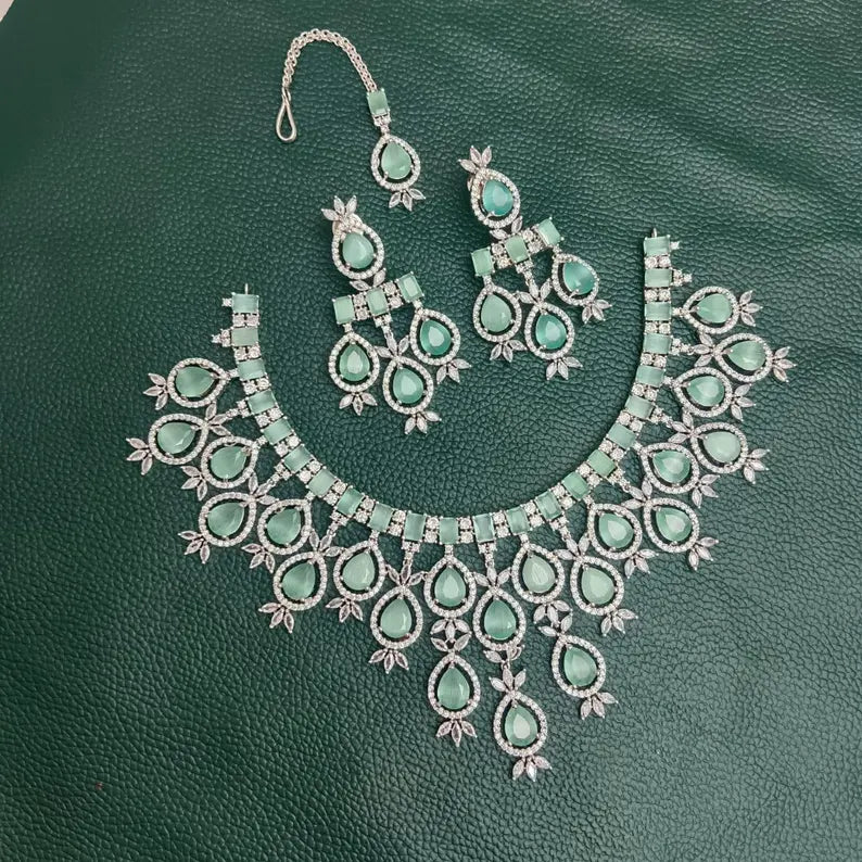 Trendy Dimond designs jewelry set