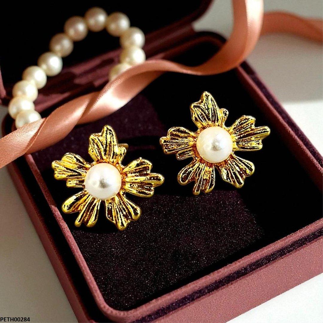 TH00284 SDQ Pearl Flower Tops Pair - PETH