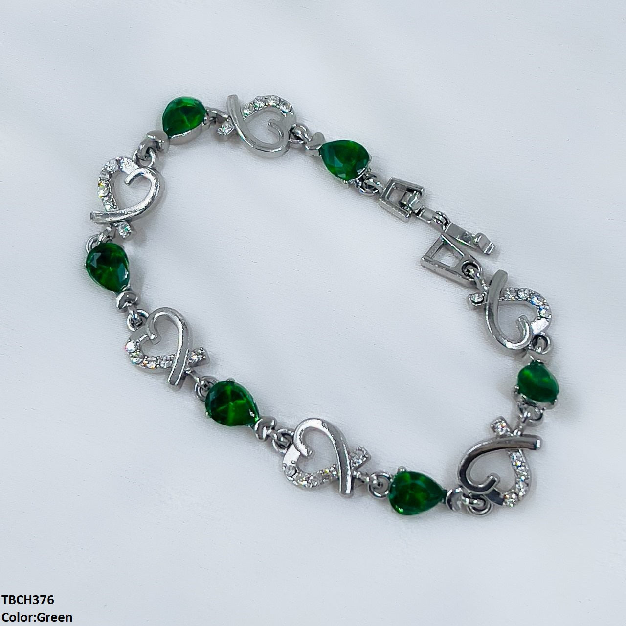 TBCH376 QWN Heart Chain Bracelet - TBCH