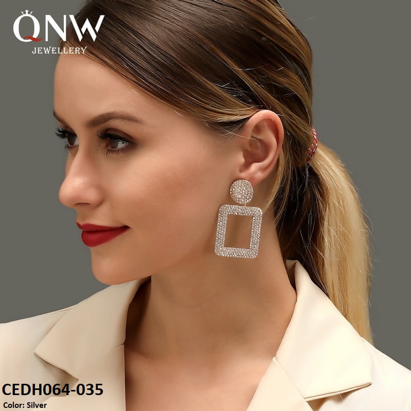 CEDH064 QWN Teardrop Earrings Pair - CEDH