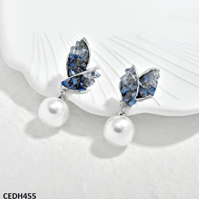 CEDH455 ZHL leaf Pearl Drop Earrings Pair - CEDH