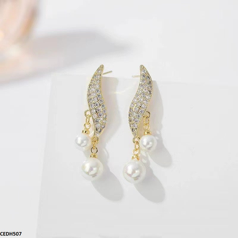 CEDH507 BTO Leaf Pearl Drop Earrings Pair  - CEDH