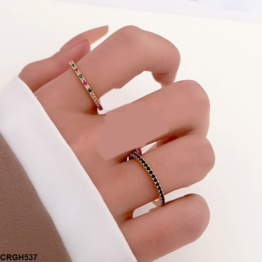 CRGH537 QWN Stone Studded Ring - CRGH