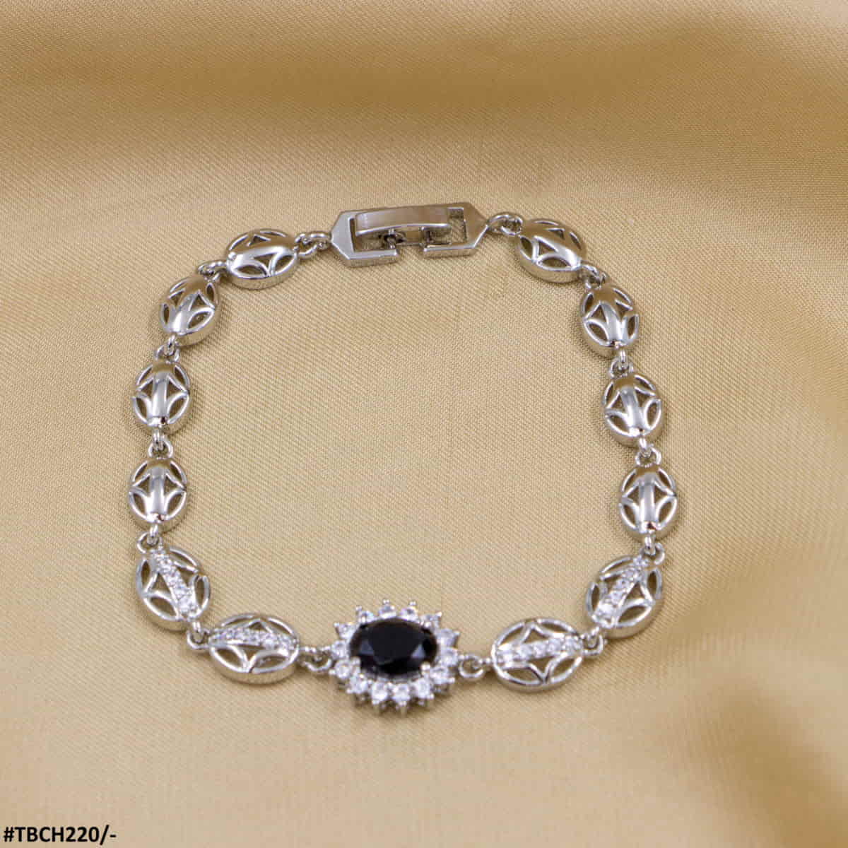 TBCH220 REP Oval/Flower Hand Bracelet Openable - CBCH