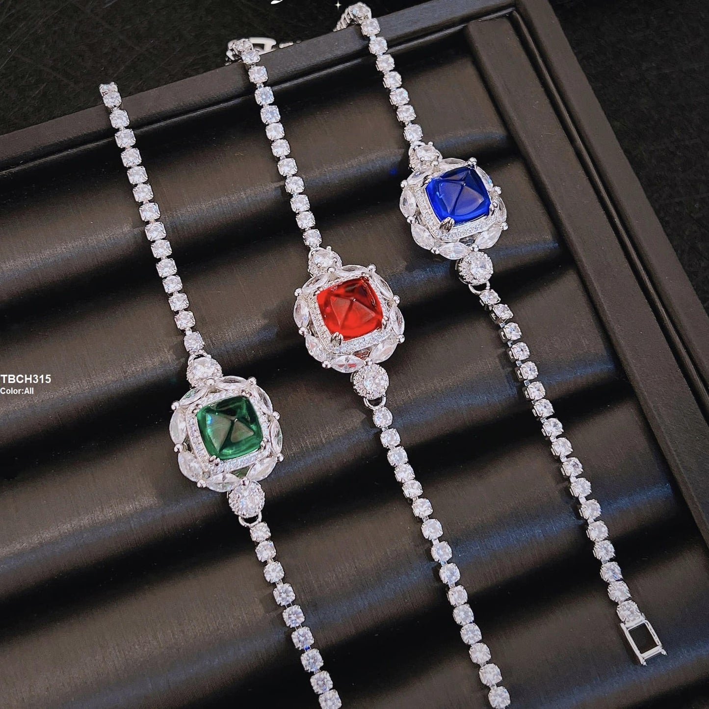 TBCH315 GWH Step Cusion Hand Bracelete - TBCH