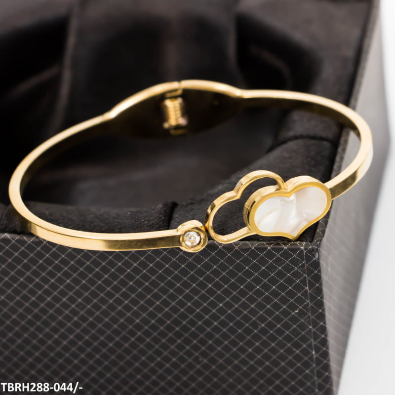 TBRH288 ANN Dabble Heart Hand Bracelet - TBRH
