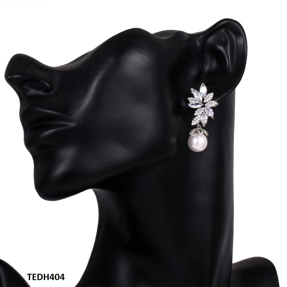 TEDH404 BYJ Tear Pearl Drop Earrings - TEDH