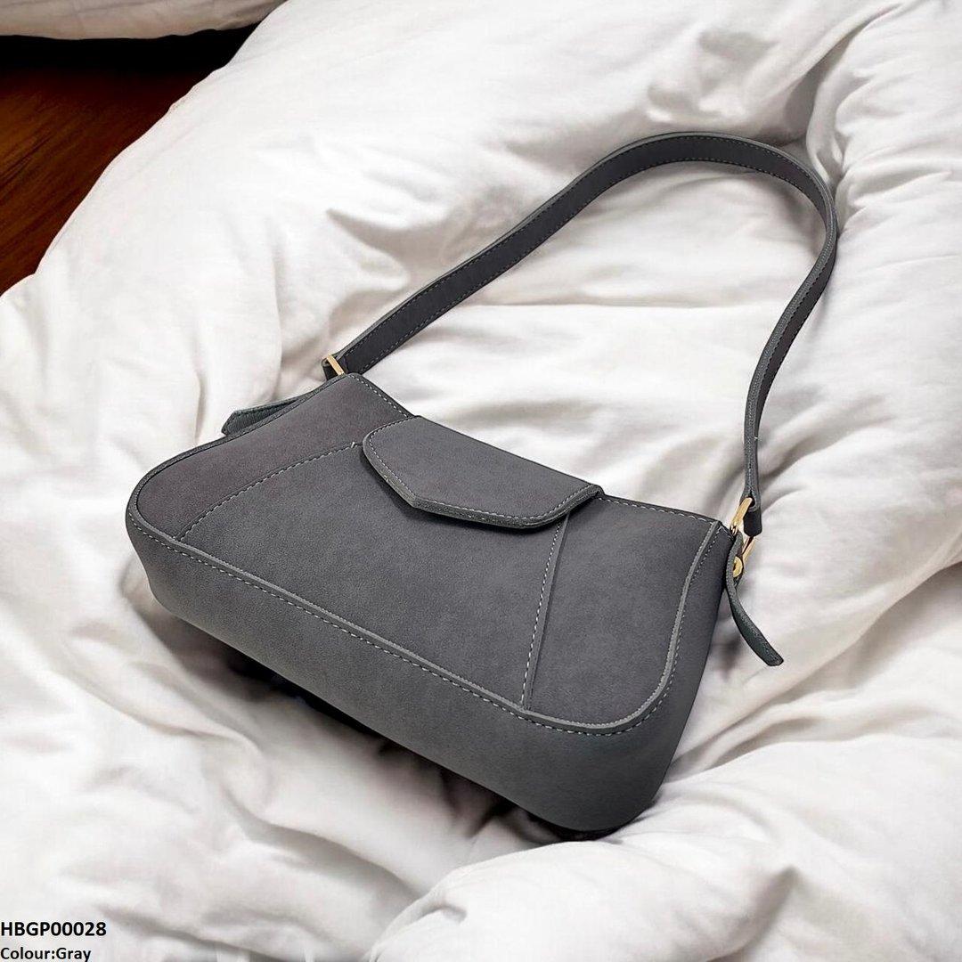 GP00028 Aria Flap Armpit Ladies Handbag