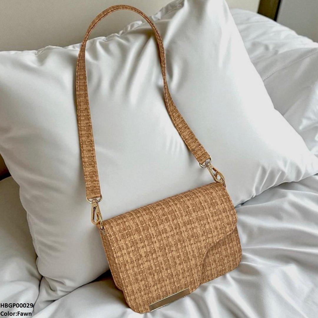 P00029 Trendy Shoulder Ladies Hand Bag