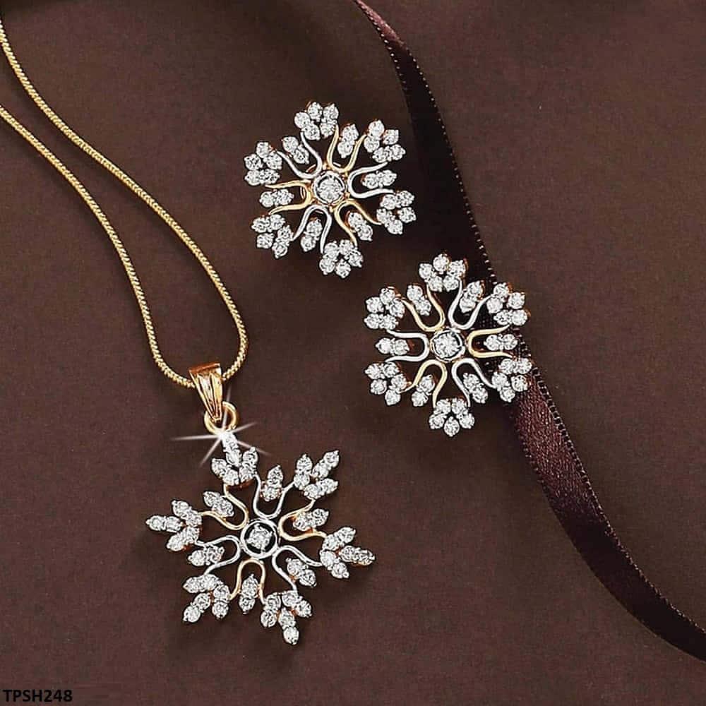 SH248 QWN Snow Pendant set