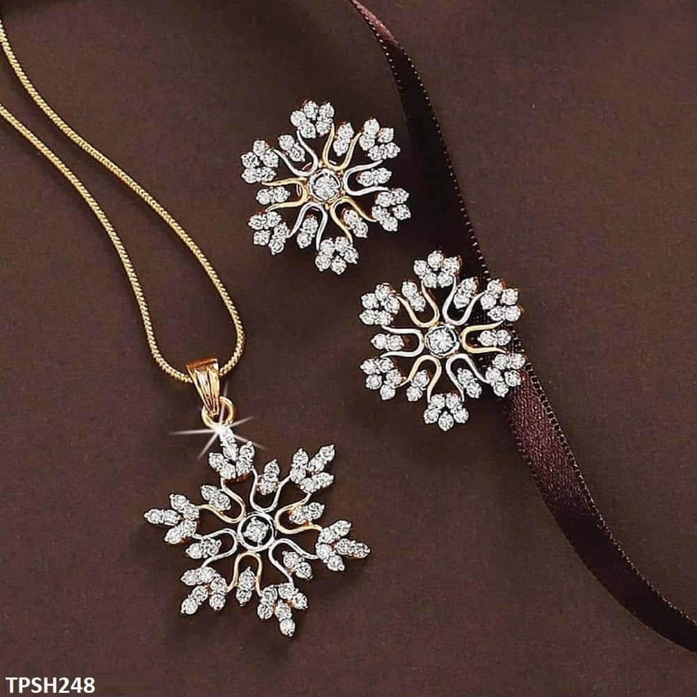 SH248 QWN Snow Pendant set